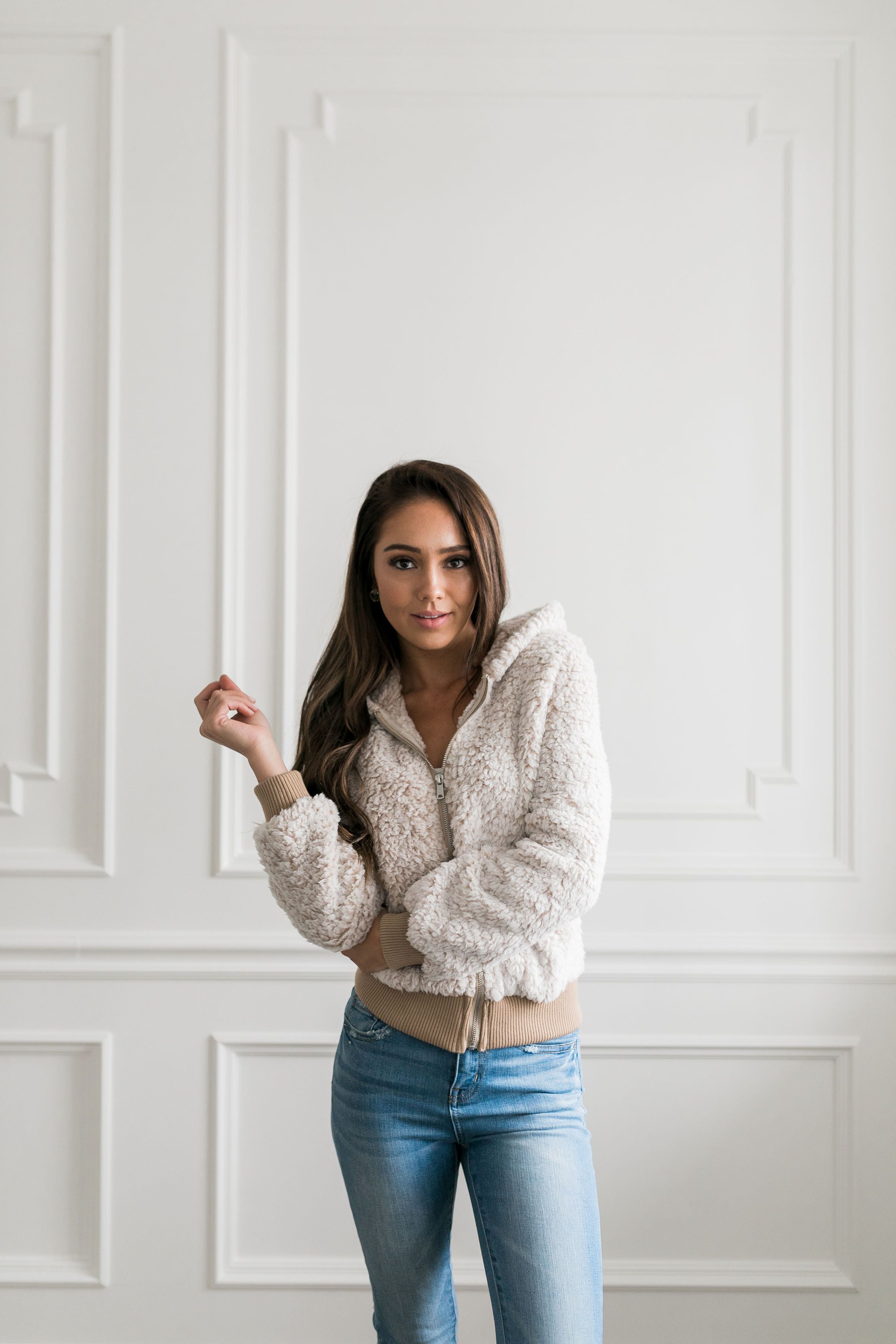 Sherpa Contrasting Cropped Zip-Up Hoodie in Oatmeal - ALL SALES FINAL