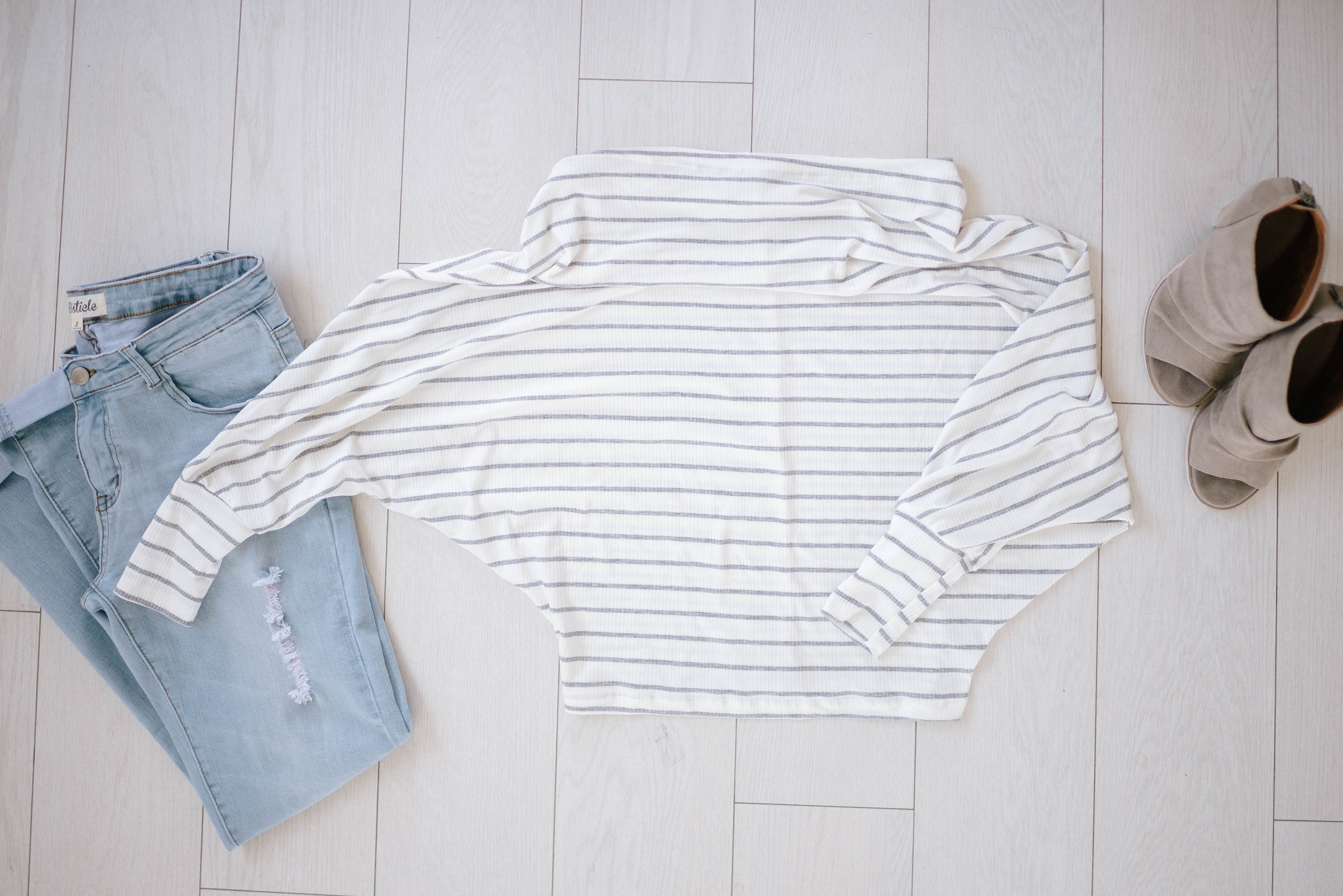 Soho White + Gray Stripes