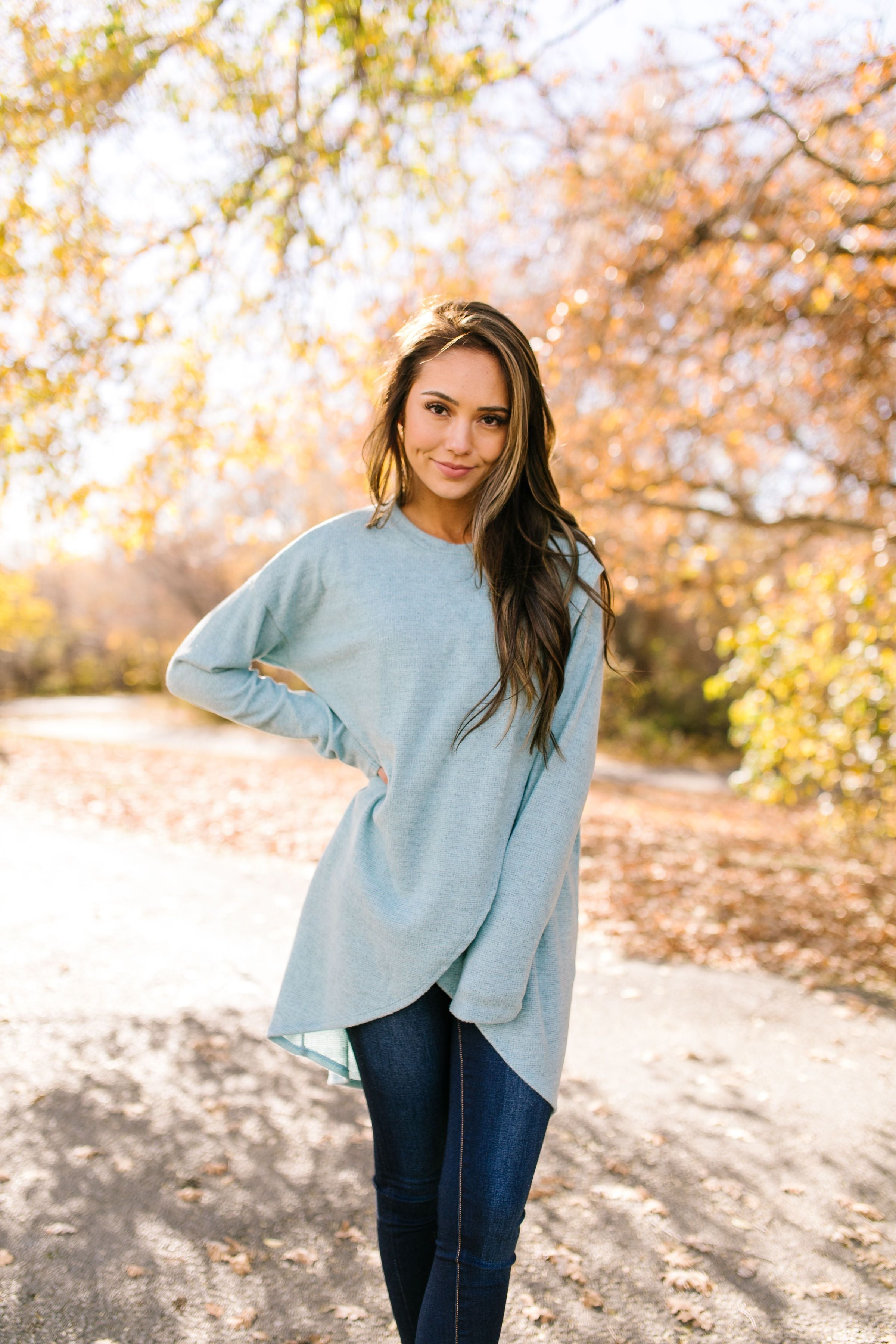 Terrific Tulip Hem Top In Seafoam