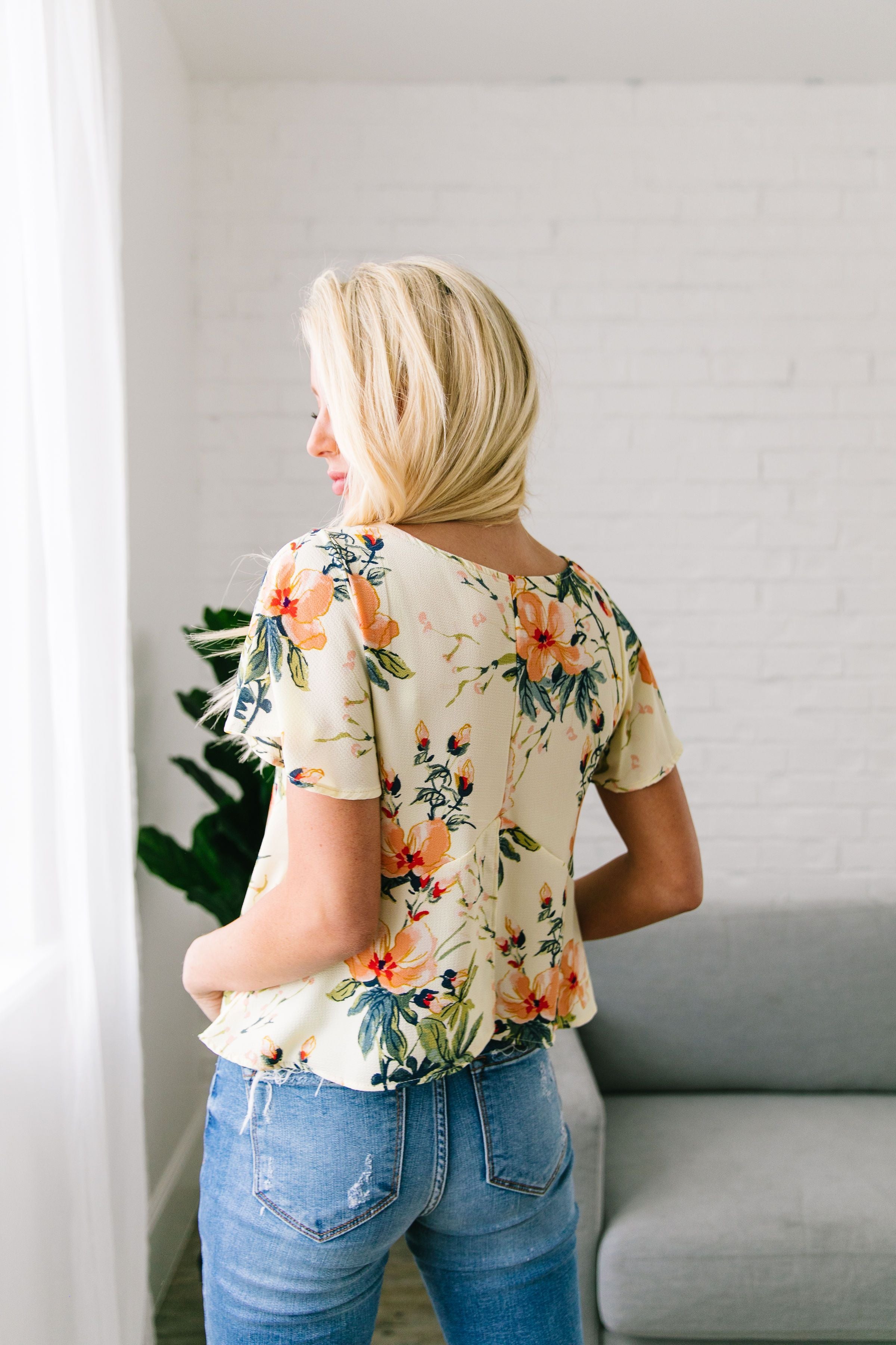 Tropical Paradise Blouse In Cream - ALL SALES FINAL