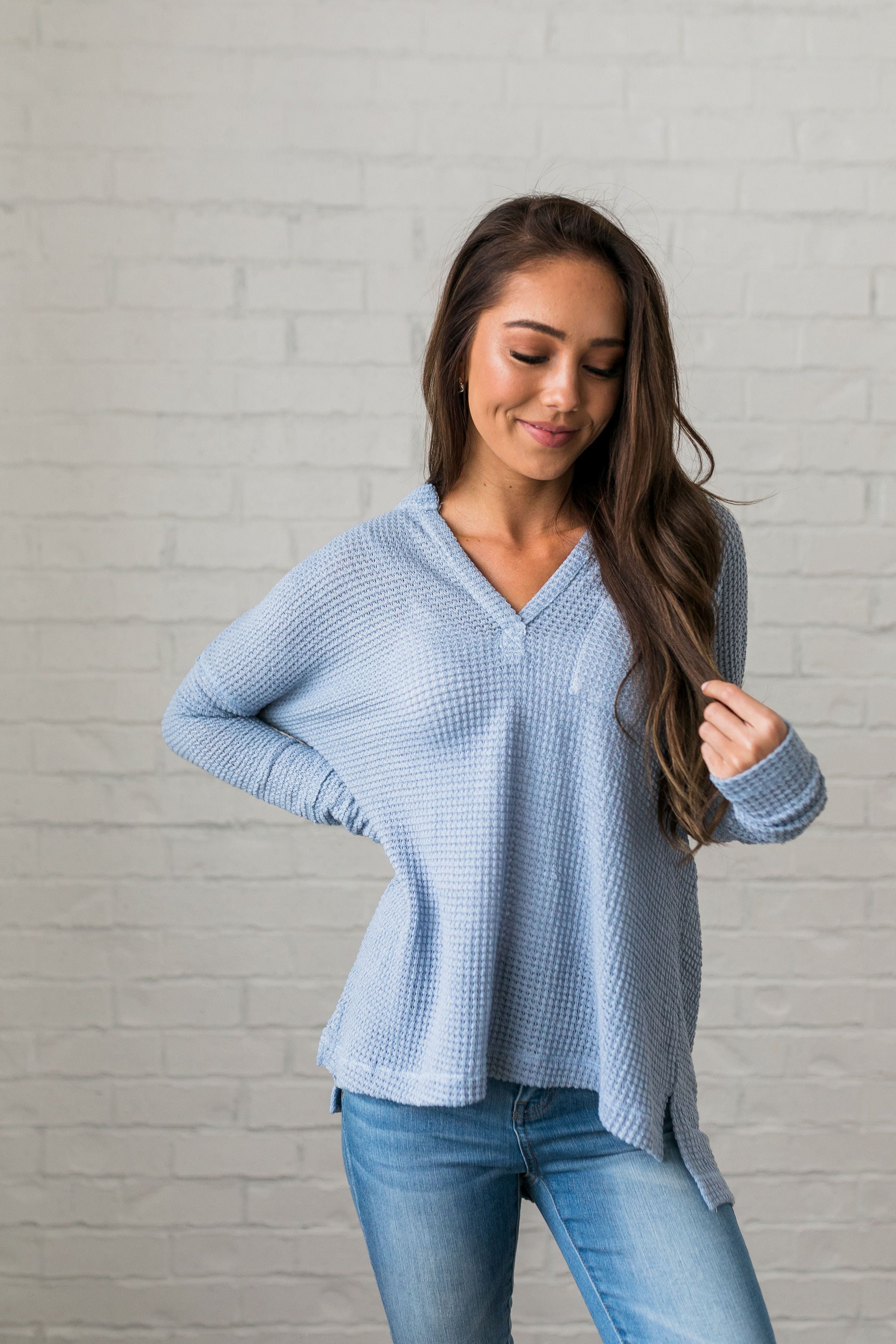 Waffle Knit V-Neck Tee In Sky Blue - ALL SALES FINAL