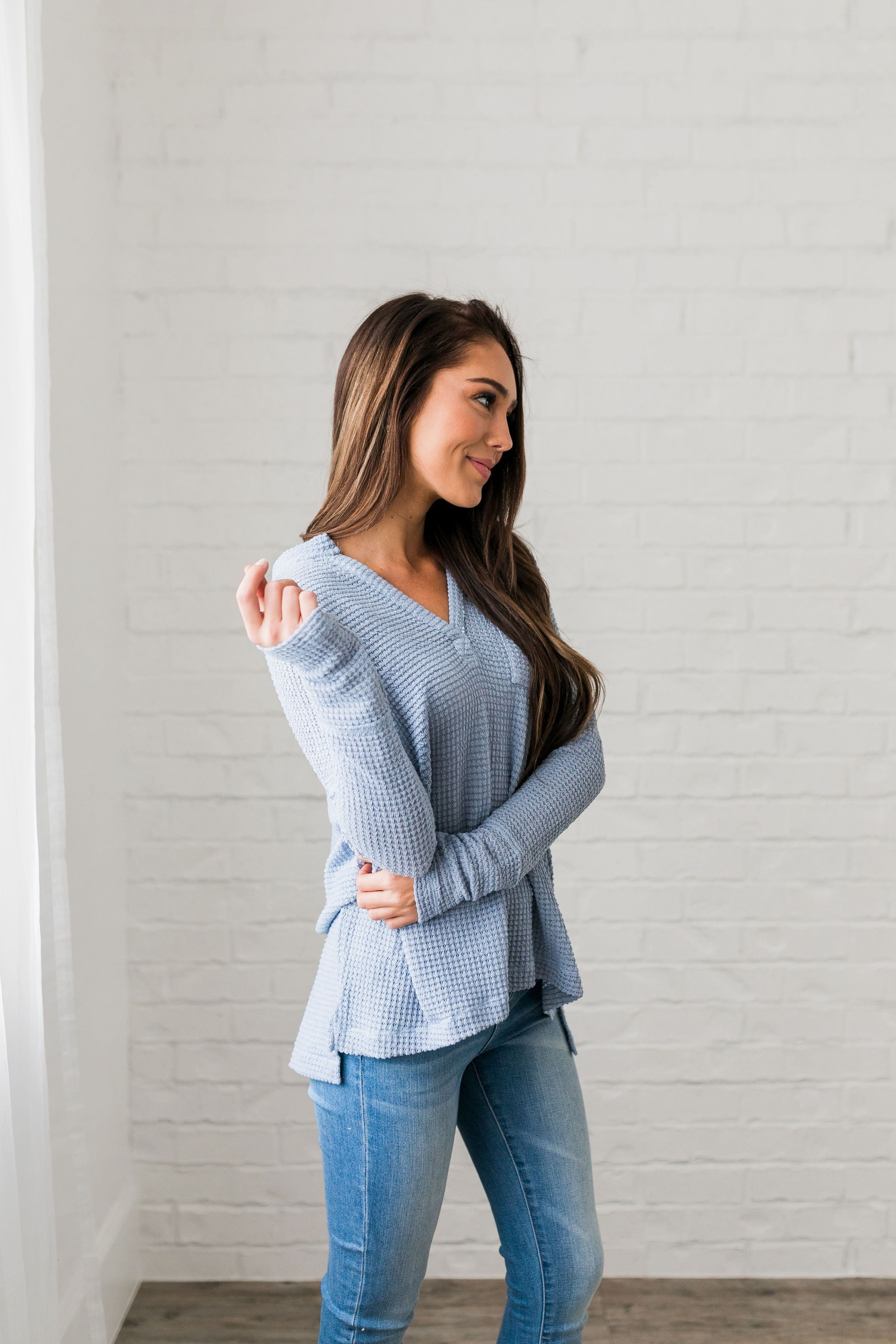 Waffle Knit V-Neck Tee In Sky Blue - ALL SALES FINAL