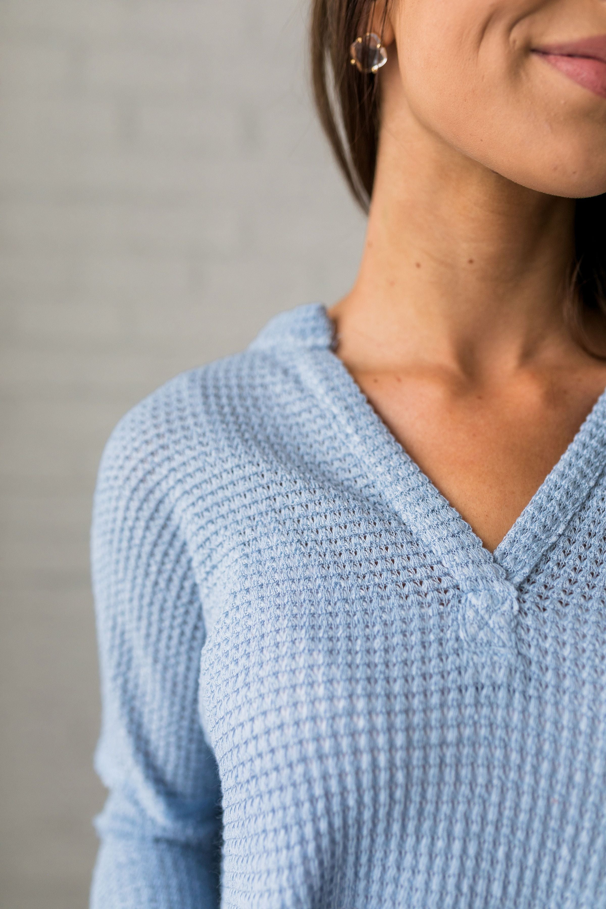 Waffle Knit V-Neck Tee In Sky Blue - ALL SALES FINAL