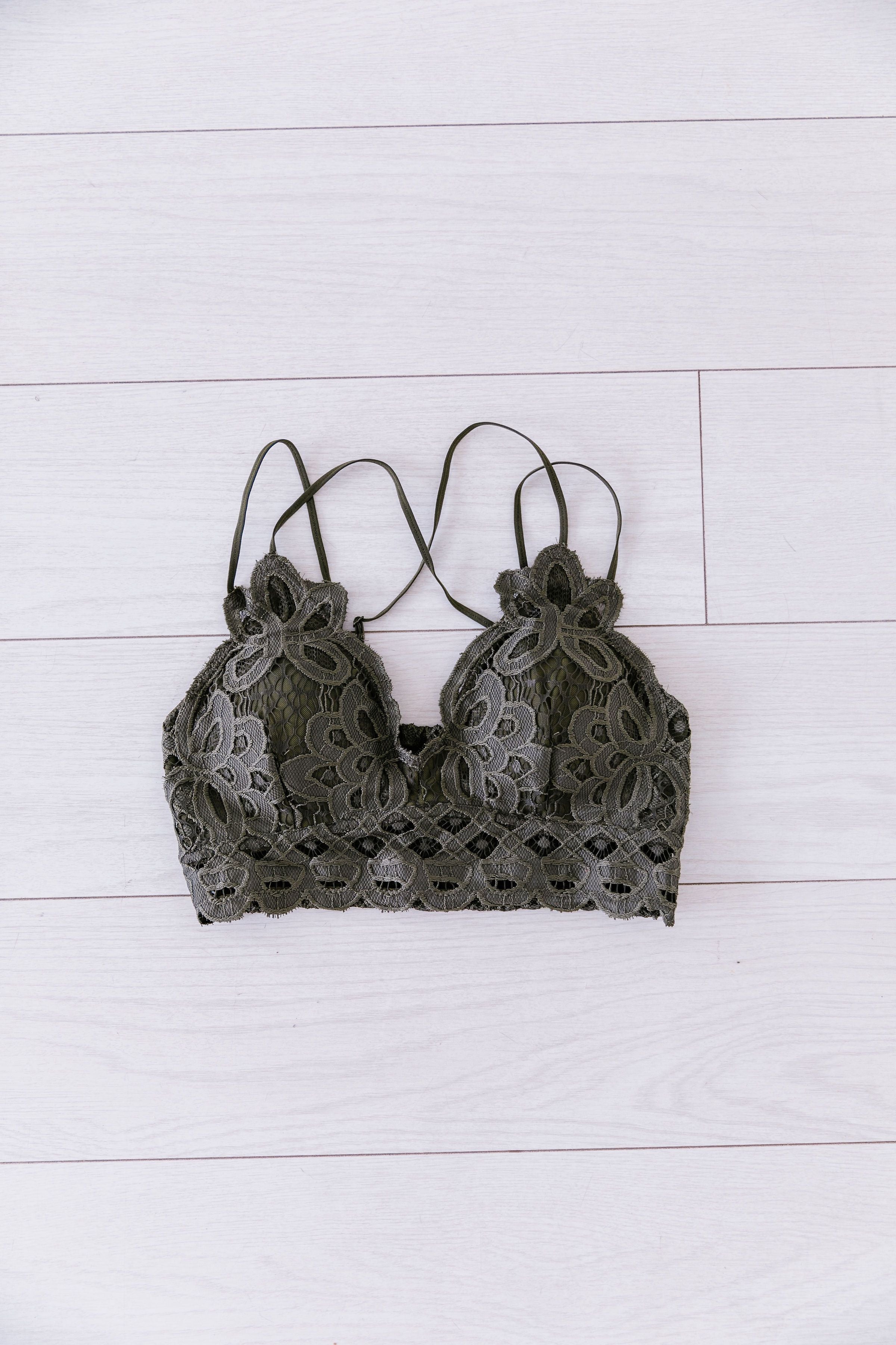 XOXO Scalloped Lace Bralette In Olive